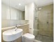 2 Como Crescent, Southport QLD 4215