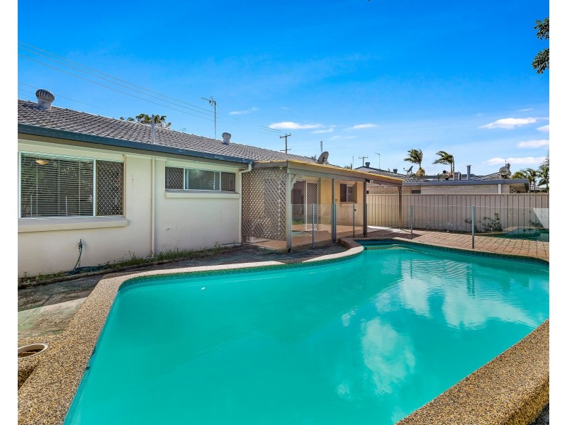 112 Salerno Street, Isle Of Capri QLD 4217