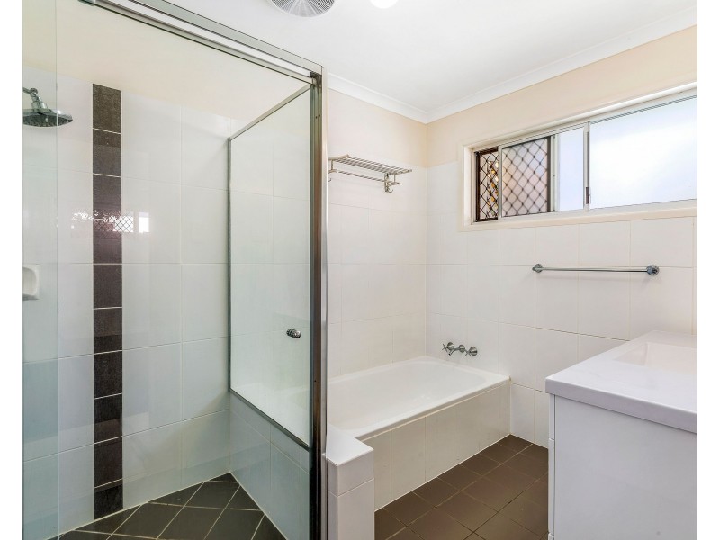 112 Salerno Street, Isle Of Capri QLD 4217