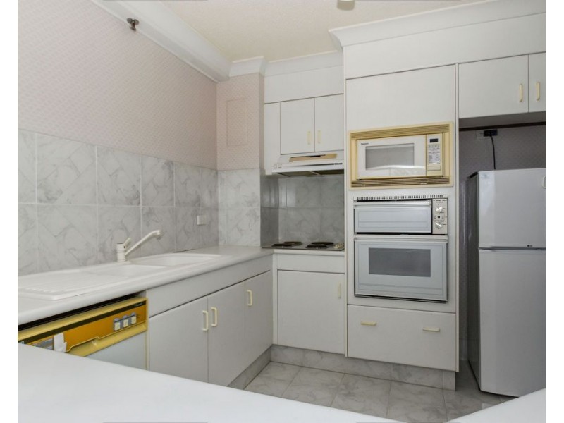 5B/238 The Esplanade, Miami QLD 4220