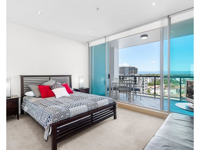 1 Como Crescent, Southport QLD 4215