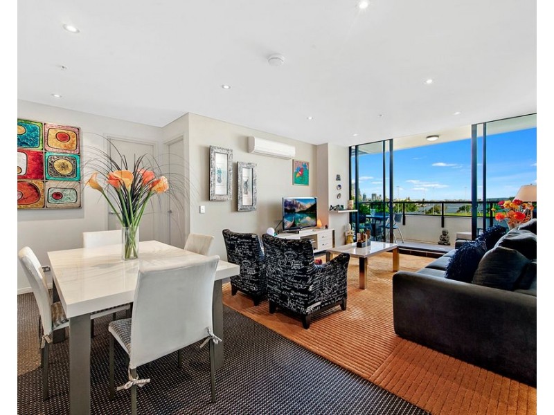 2 Aqua Street, Southport QLD 4215