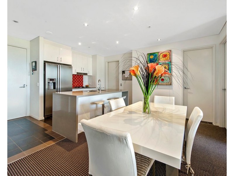 2 Aqua Street, Southport QLD 4215