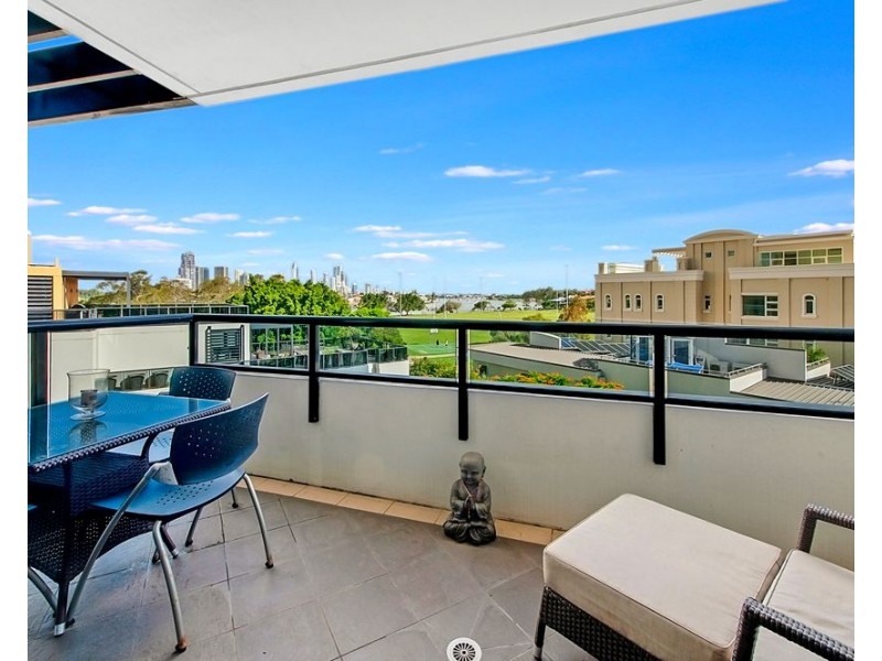 2 Aqua Street, Southport QLD 4215