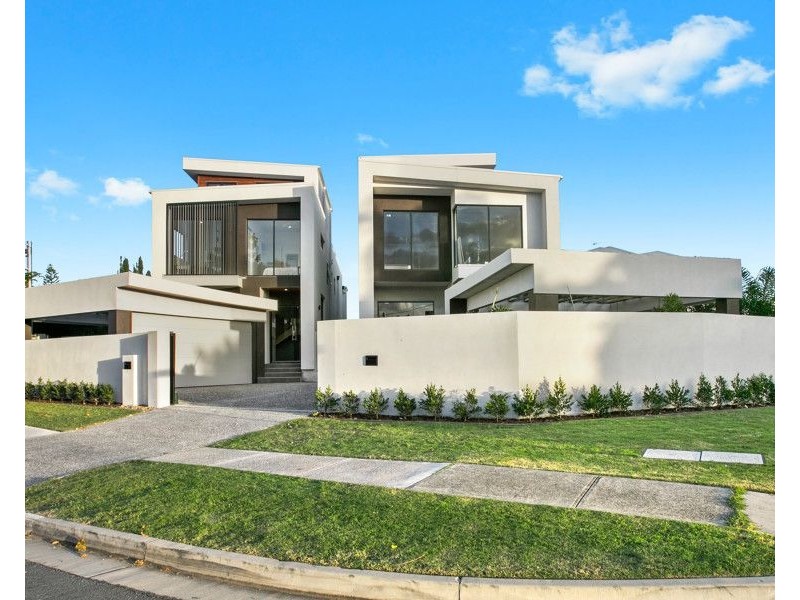 Villa 1/38 Merrimac Boulevard, Broadbeach Waters QLD 4218