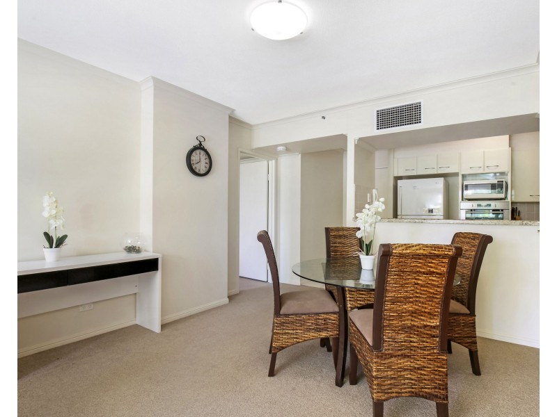 The Crest, 15 Breaker Street, Main Beach QLD 4217