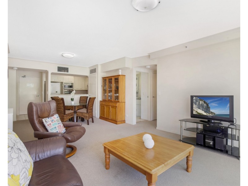 The Crest, 15 Breaker Street, Main Beach QLD 4217