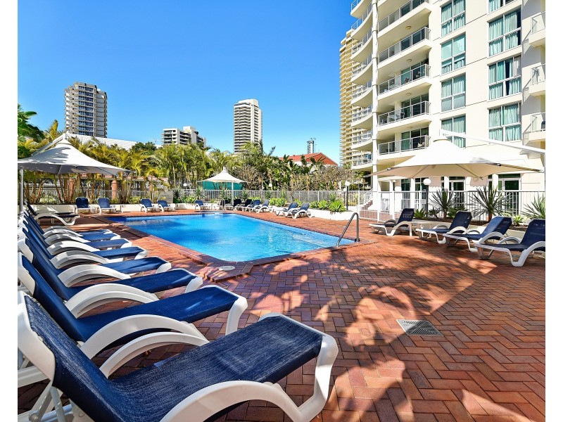 The Crest, 15 Breaker Street, Main Beach QLD 4217