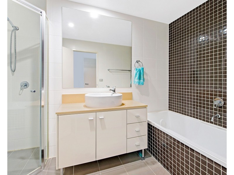 1 Aqua Street, Southport QLD 4215