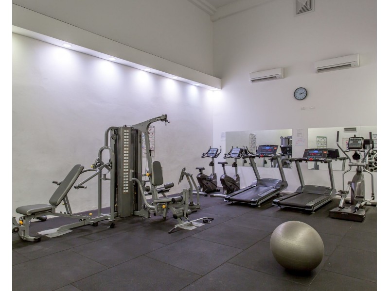 10B/5 Clifford Street, Surfers Paradise QLD 4217