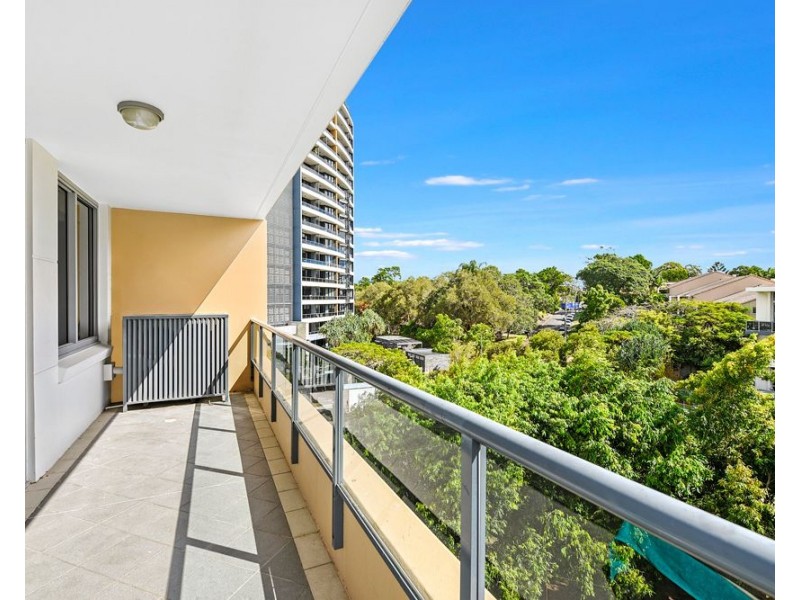 1 Aqua Street, Southport QLD 4215