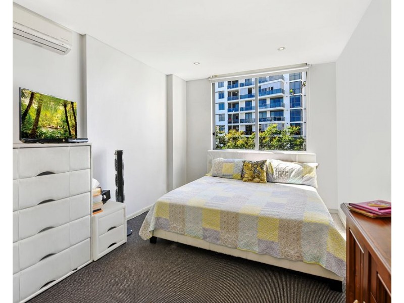 1 Aqua Street, Southport QLD 4215