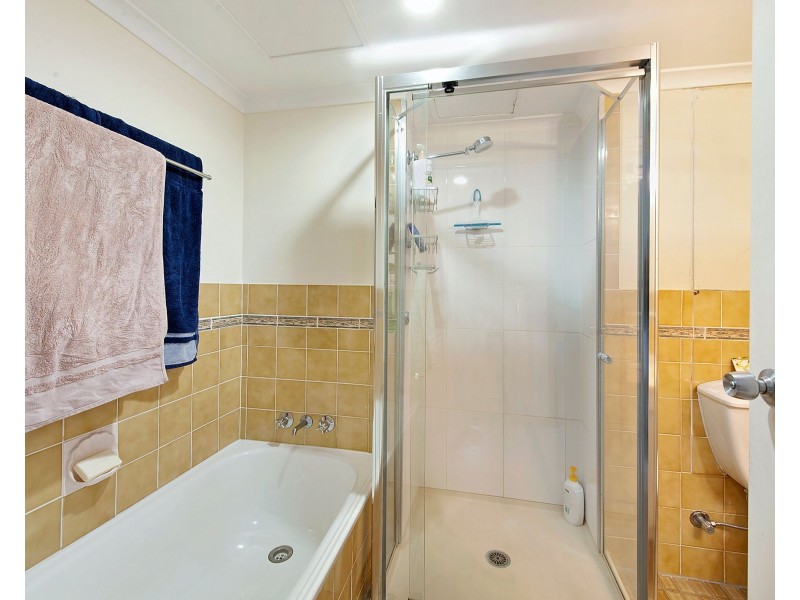 1E/3540 Main Beach Parade, Main Beach QLD 4217