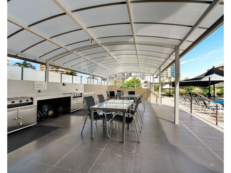 1E/3540 Main Beach Parade, Main Beach QLD 4217