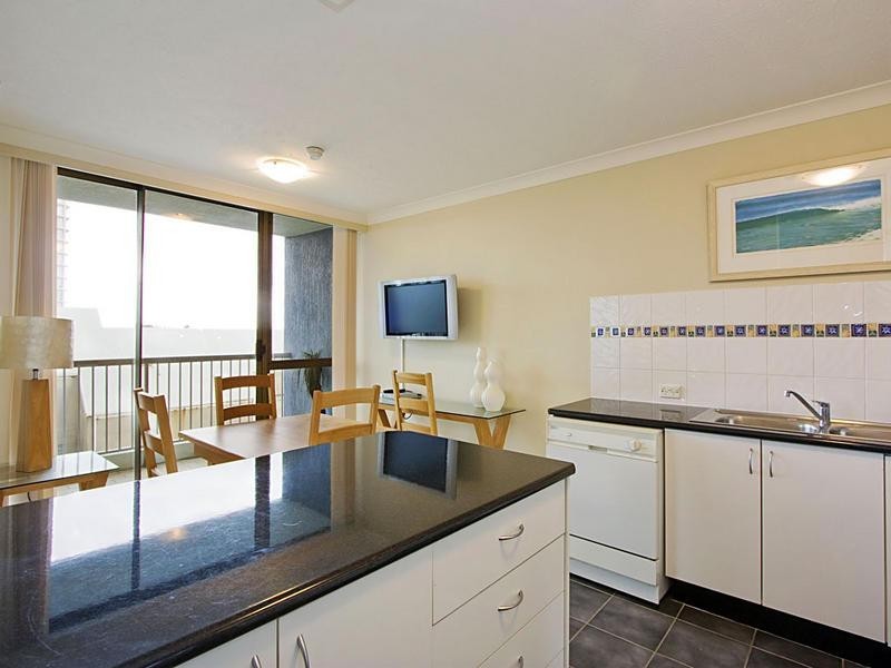 Main Beach QLD 4217