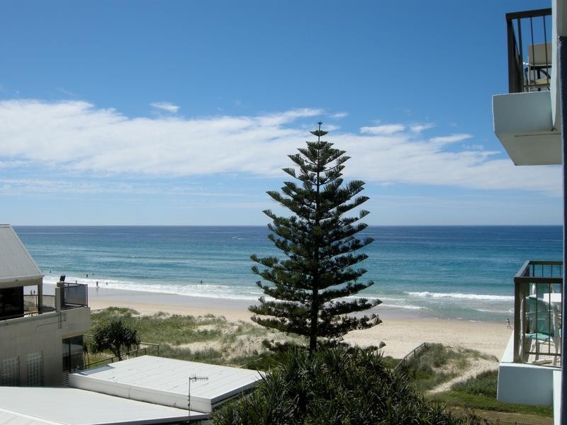 Main Beach QLD 4217