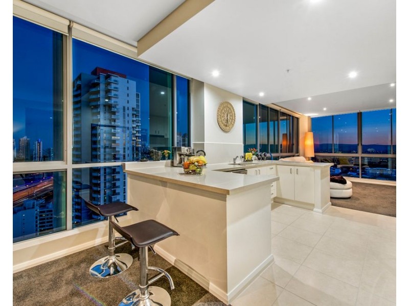 1 Como Crescent, Southport QLD 4215