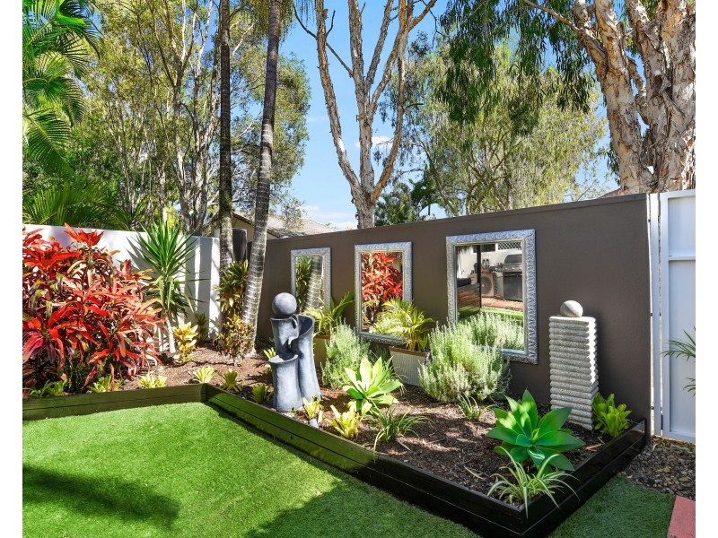 29/100 Cotlew Street East, Southport QLD 4215