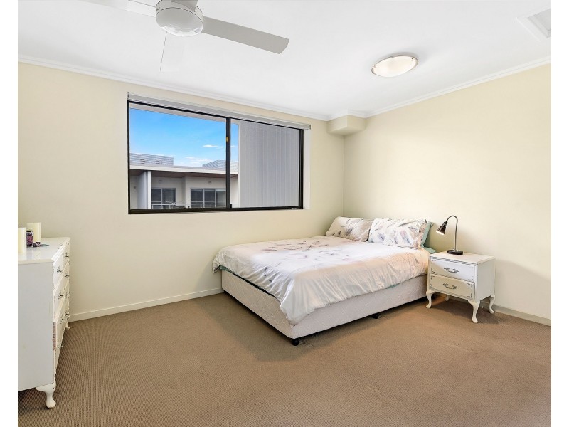 154 Musgrave Avenue, Southport QLD 4215