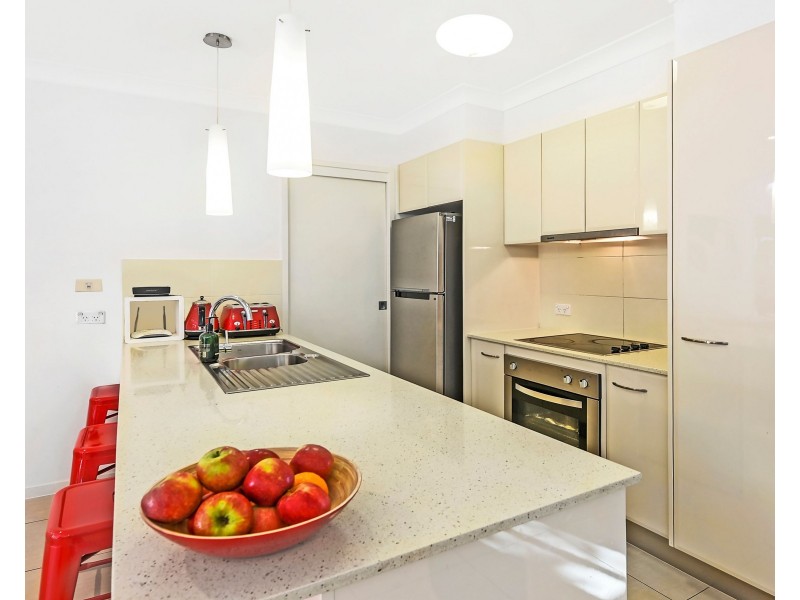 1/84 Falconer Street, Southport QLD 4215