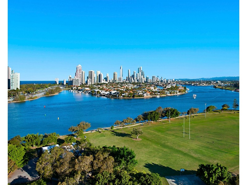 1707/2 Aqua Street, Southport QLD 4215