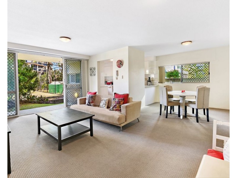 3/24 Laycock Street, Surfers Paradise QLD 4217