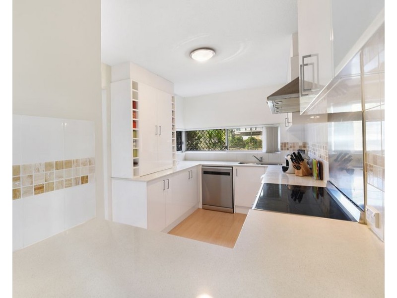 3/24 Laycock Street, Surfers Paradise QLD 4217