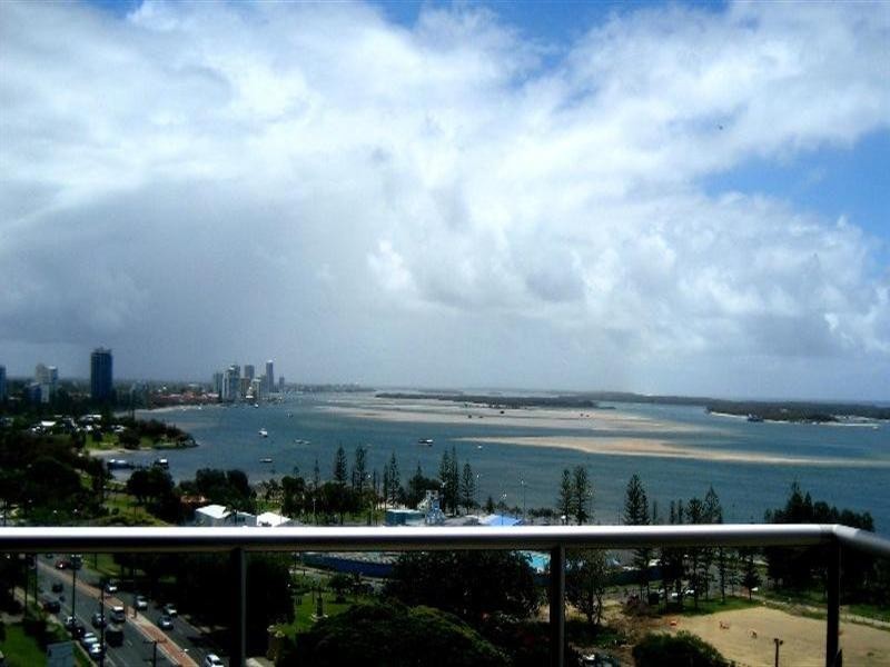 50 Marine Parade, Southport QLD 4215