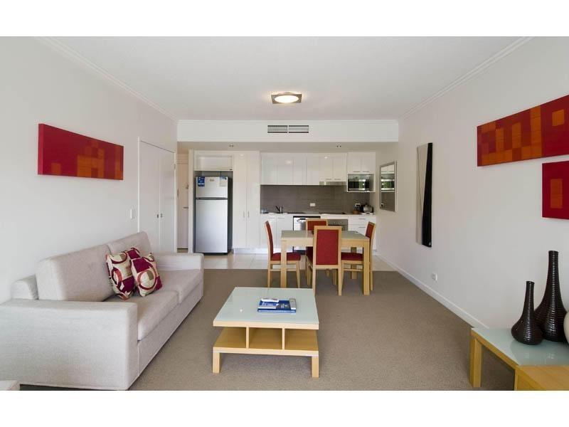 Broadbeach QLD 4218