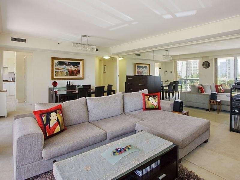 13 Xanadu East,  59 Pacific Street, Main Beach QLD 4217