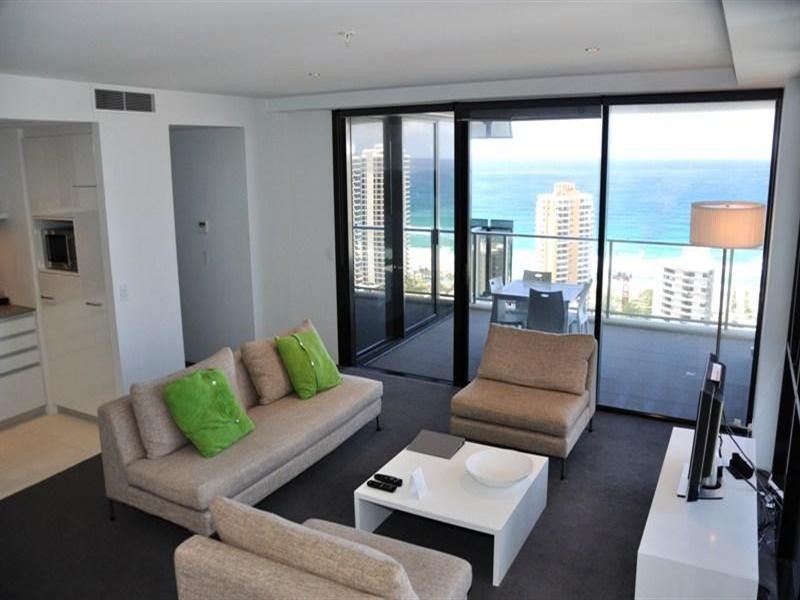 9 Ferny Avenue, Surfers Paradise QLD 4217