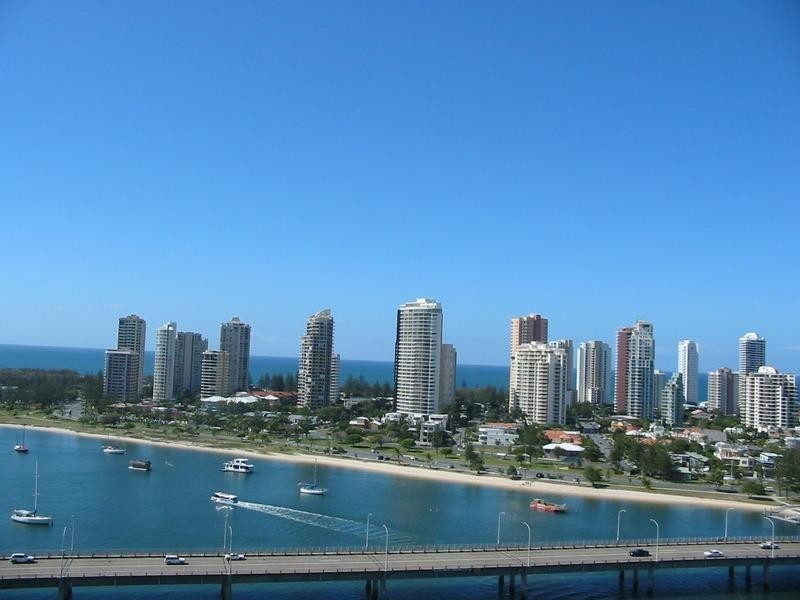 75 Brighton Parade, Southport QLD 4215