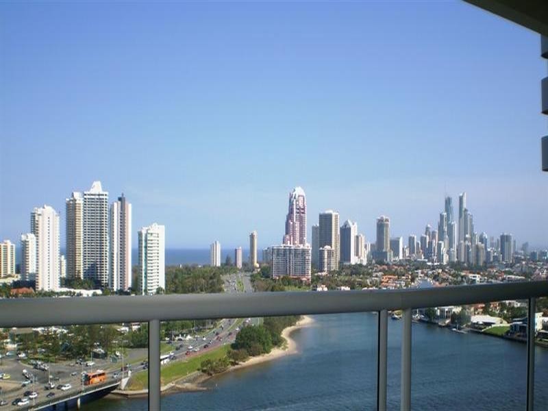 75 Brighton Parade, Southport QLD 4215