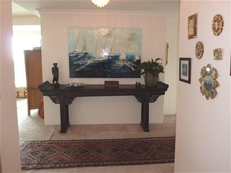 75 Brighton Parade, Southport QLD 4215