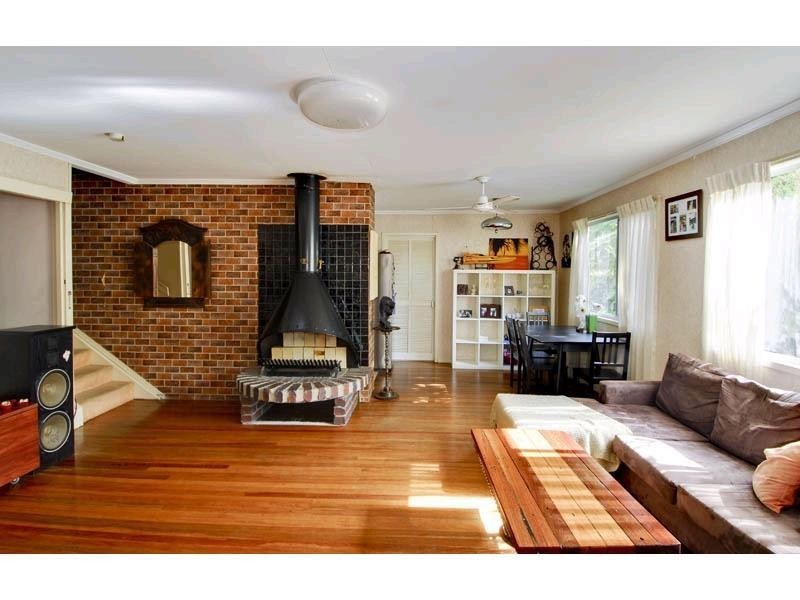 4 The Glen, Southport QLD 4215