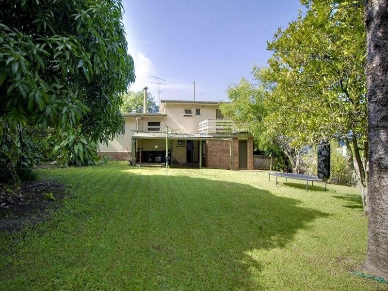 4 The Glen, Southport QLD 4215