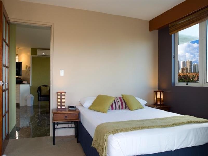 Surfers Paradise QLD 4217