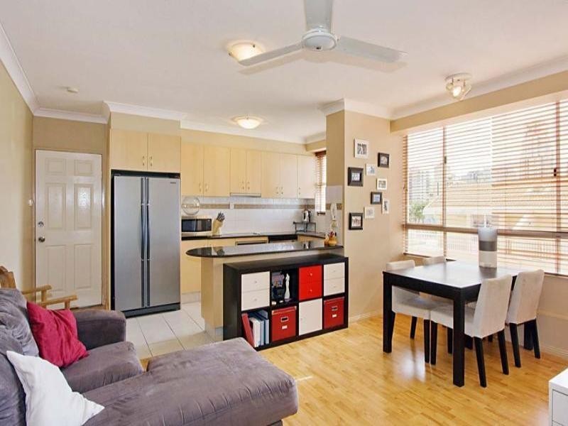 Main Beach QLD 4217