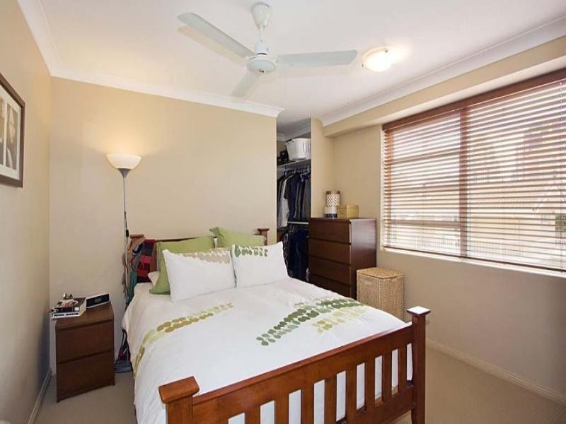 Main Beach QLD 4217