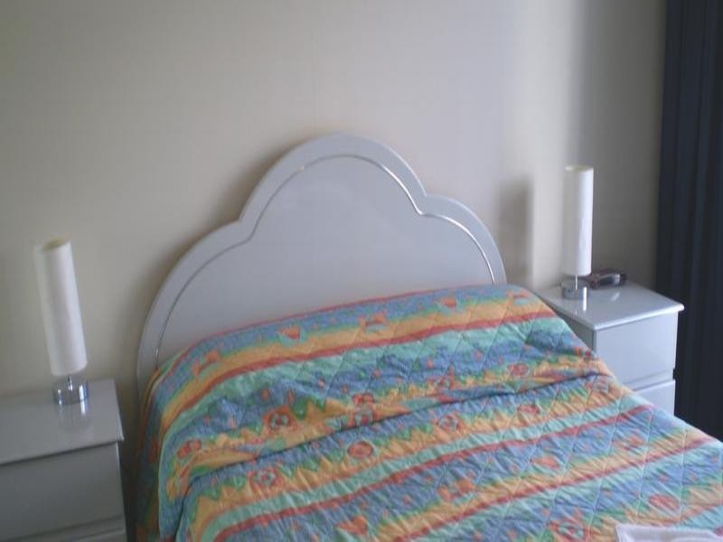 2 Chidori Court  1 Cronin Avenue, Main Beach QLD 4217
