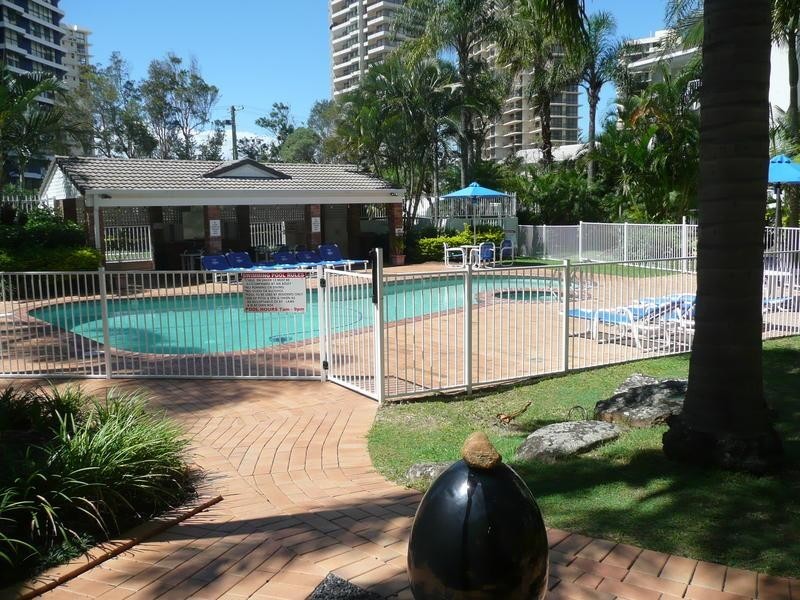 2 Chidori Court  1 Cronin Avenue, Main Beach QLD 4217