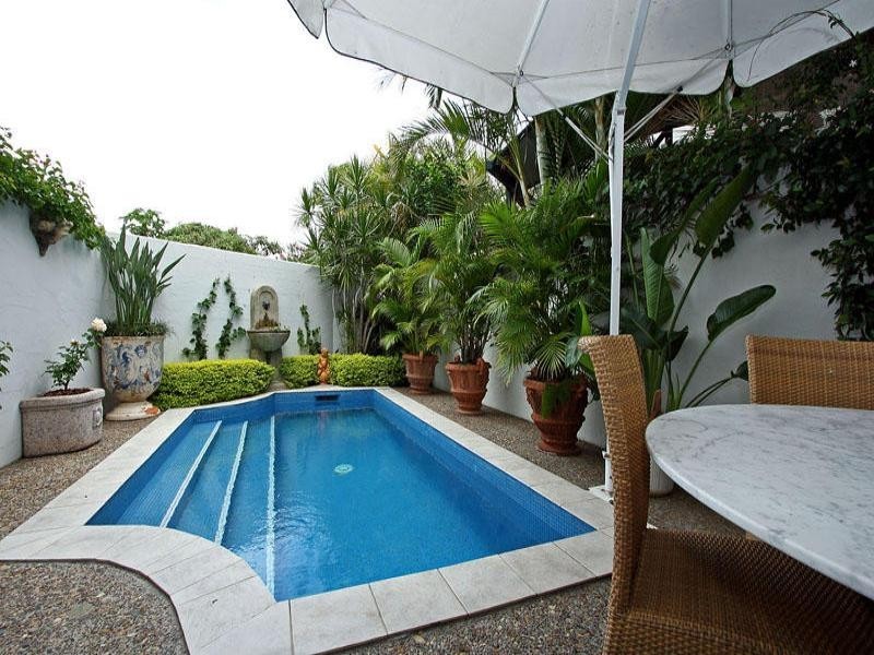 2 44 Tedder Avenue, Main Beach QLD 4217