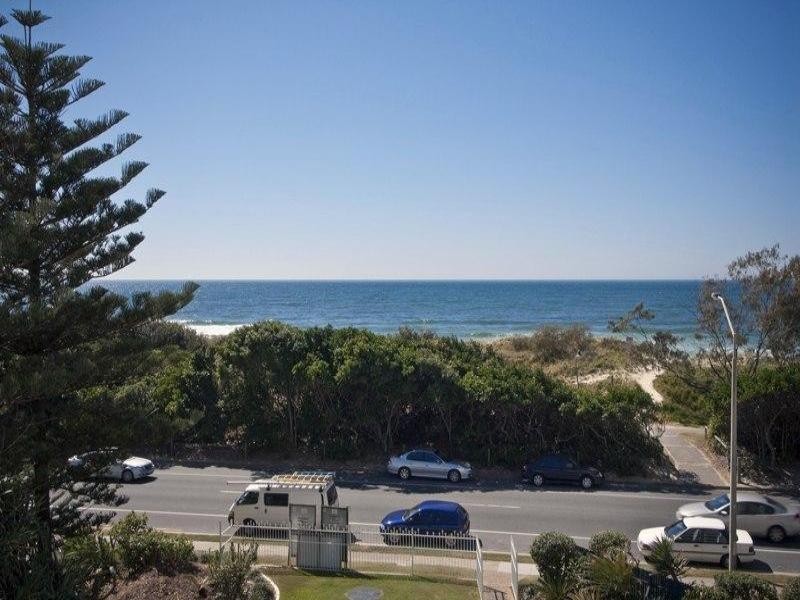 Main Beach QLD 4217