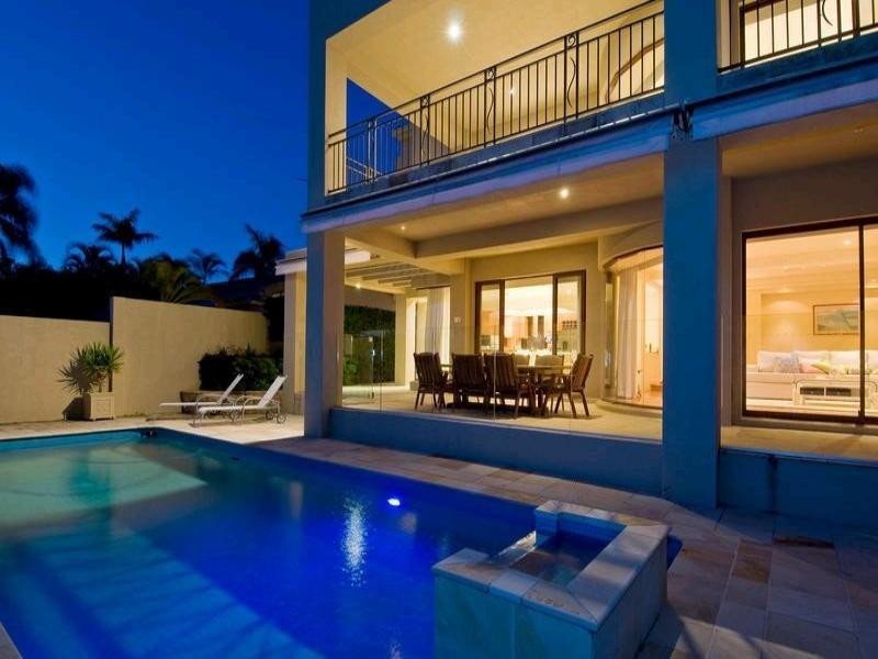Main Beach QLD 4217