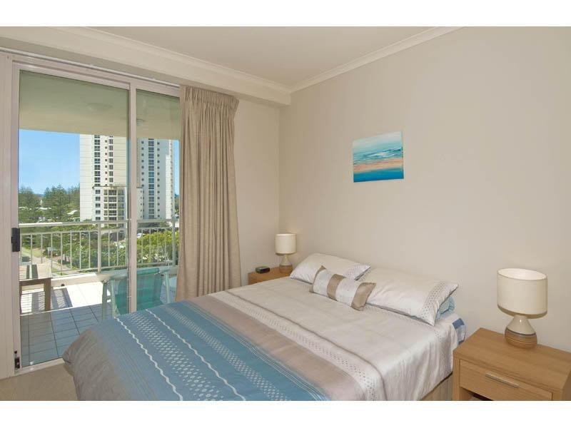 Main Beach QLD 4217