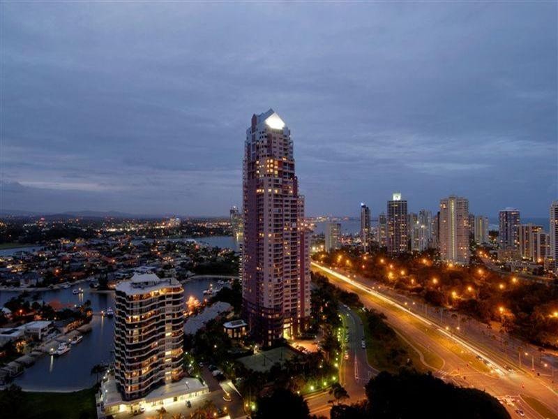 2 Admiralty Drive, Surfers Paradise QLD 4217