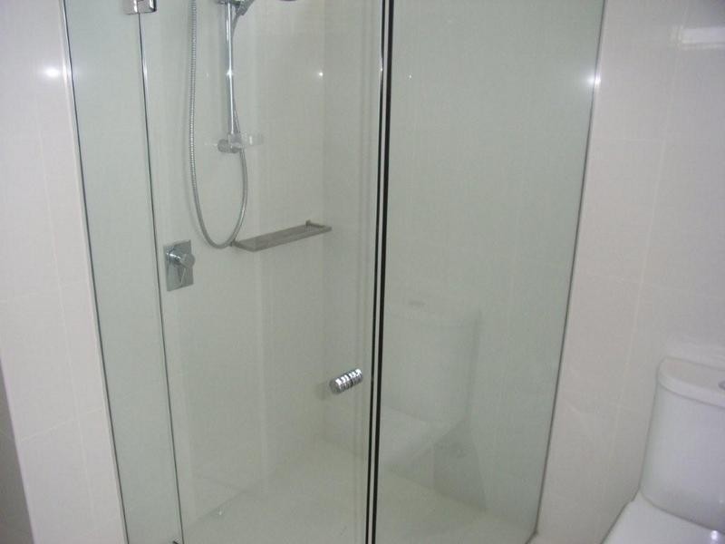 9 Ferny Avenue, Surfers Paradise QLD 4217