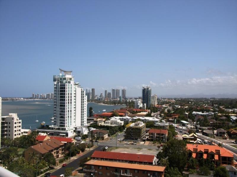 Labrador QLD 4215