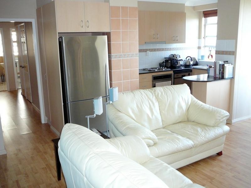 15 Pacific Street, Main Beach QLD 4217