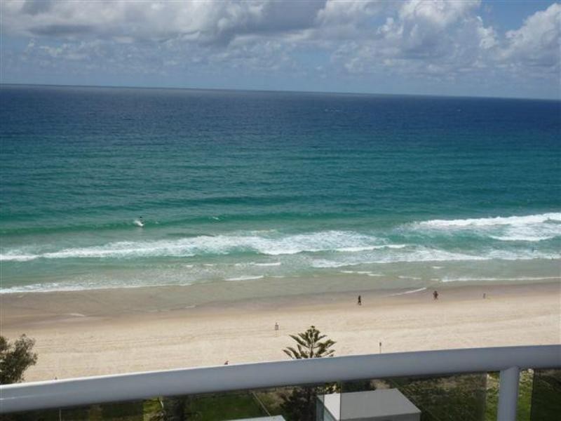 Main Beach QLD 4217